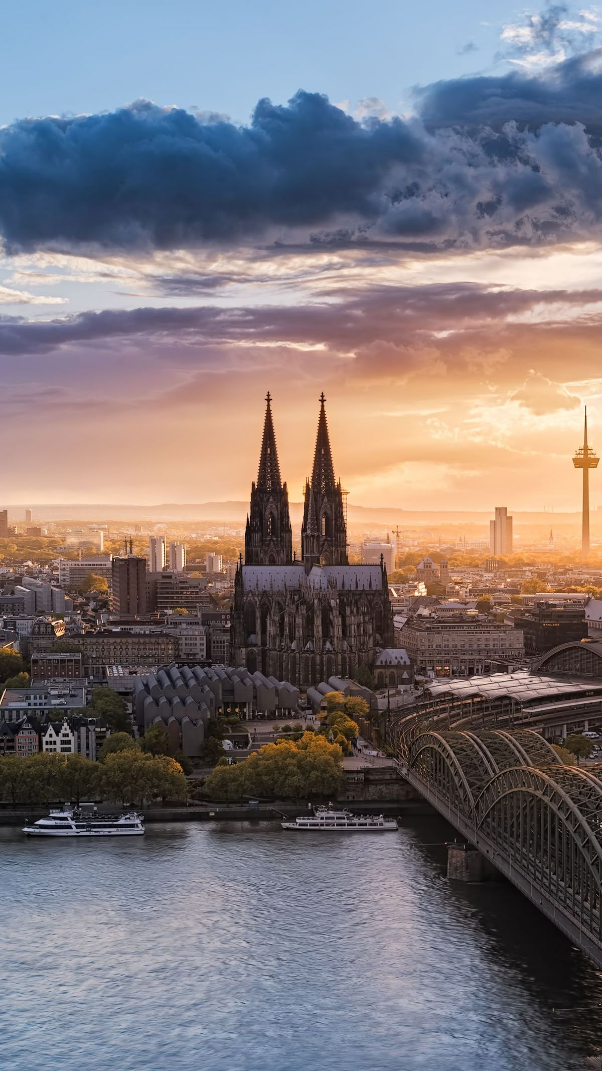 Cologne Cathedral and Rhine river representing German language study abroad programs
